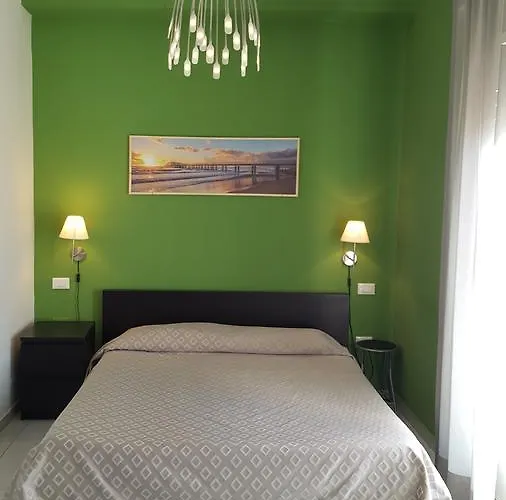 Sauro 2* Viareggio